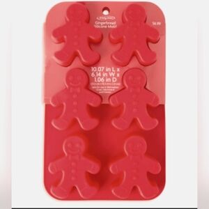 New Holiday Home Gingerbread Silicone Bakeware Mold. Mold makes 6 Gingerbread